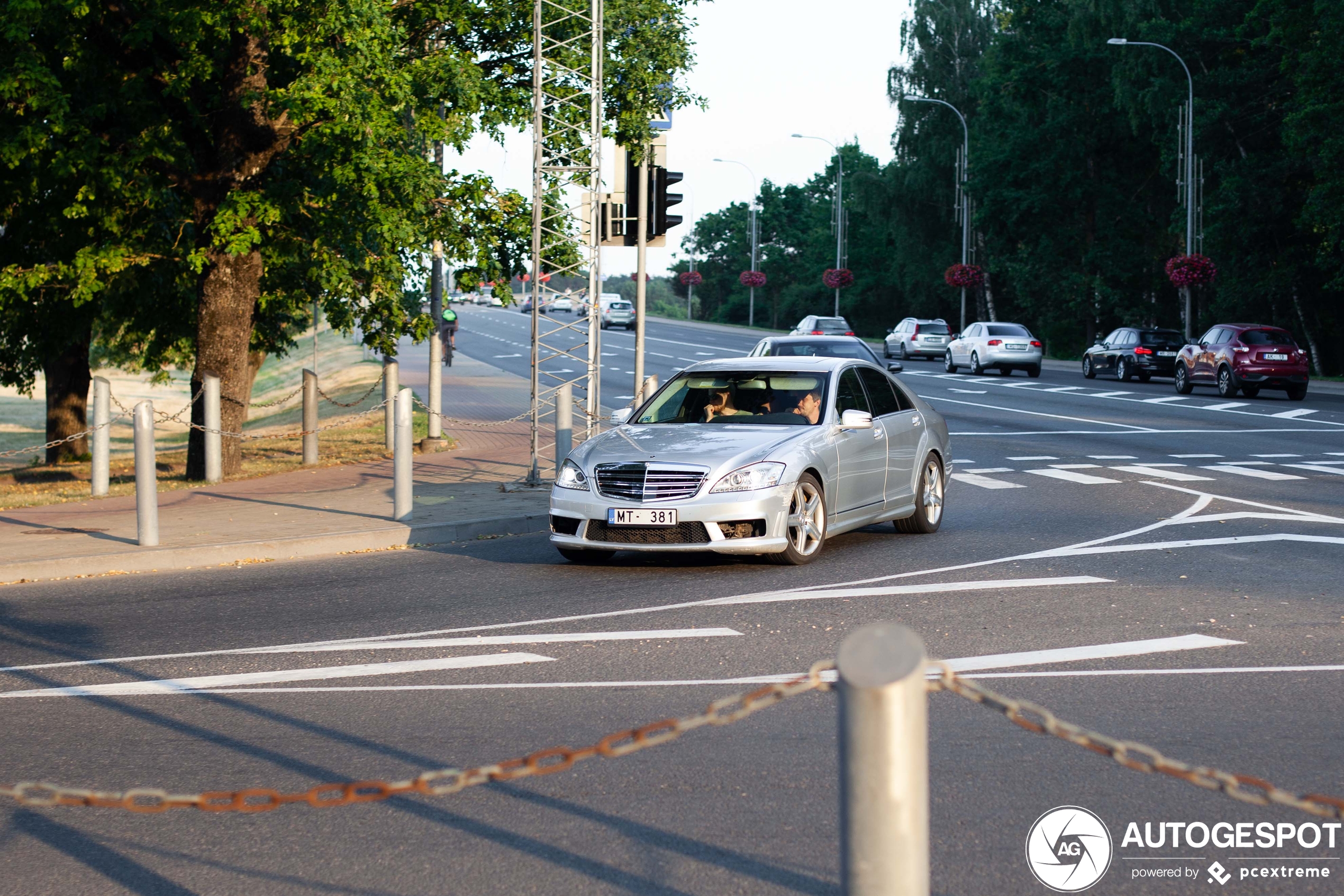 Mercedes-Benz S 63 AMG W221 2010