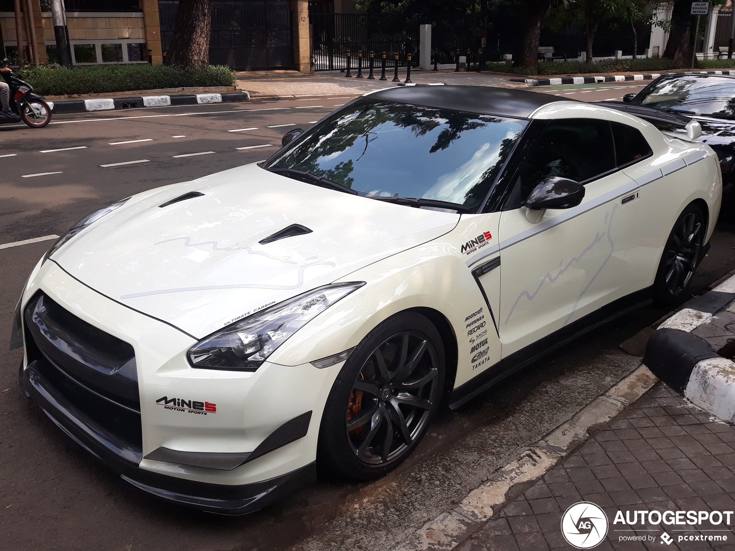 Nissan GT-R 2011 Mine's STREET Version