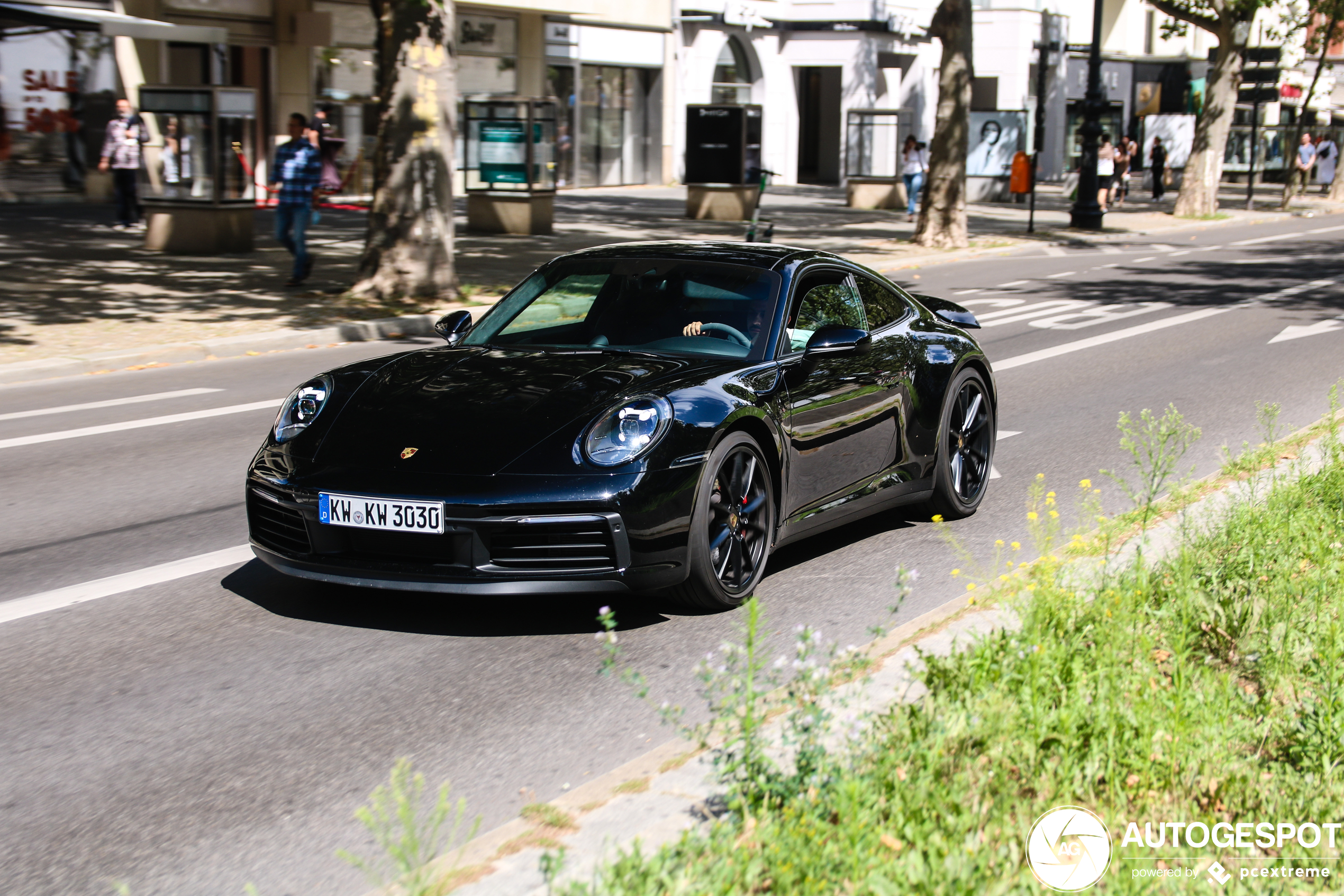 Porsche 992 Carrera 4S