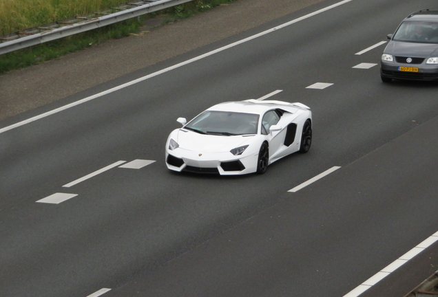 Lamborghini Aventador LP700-4