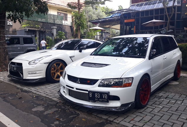 Mitsubishi Lancer Evolution IX Wagon MR