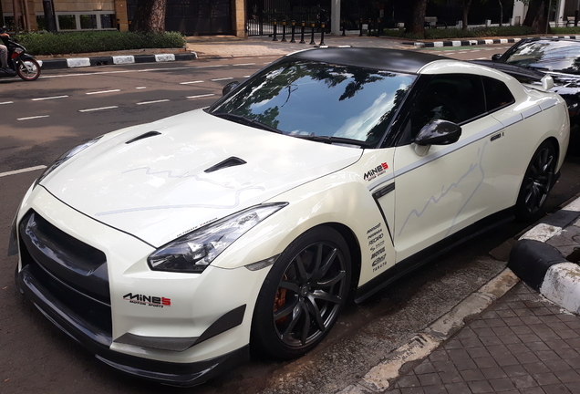 Nissan GT-R 2011 Mine's STREET Version