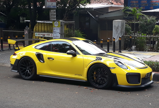 Porsche 991 GT2 RS Weissach Package