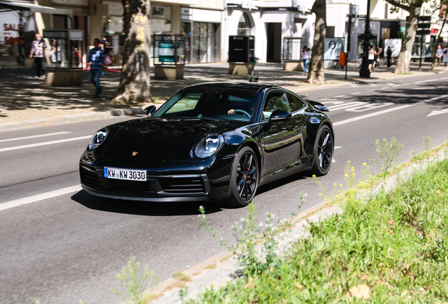 Porsche 992 Carrera 4S