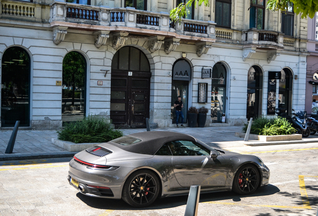 Porsche 992 Carrera 4S Cabriolet