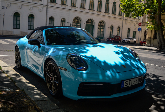 Porsche 992 Carrera 4S Cabriolet