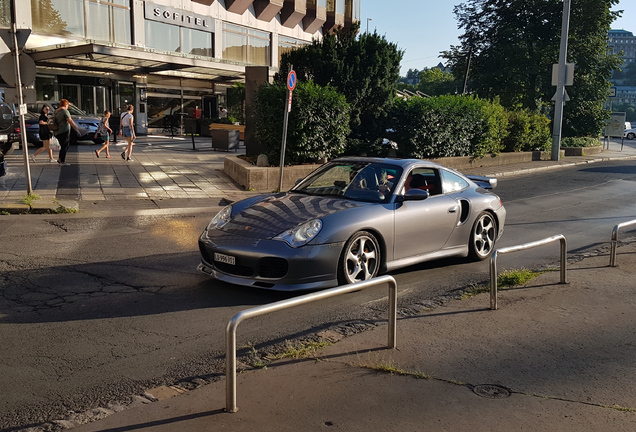 Porsche 996 Turbo