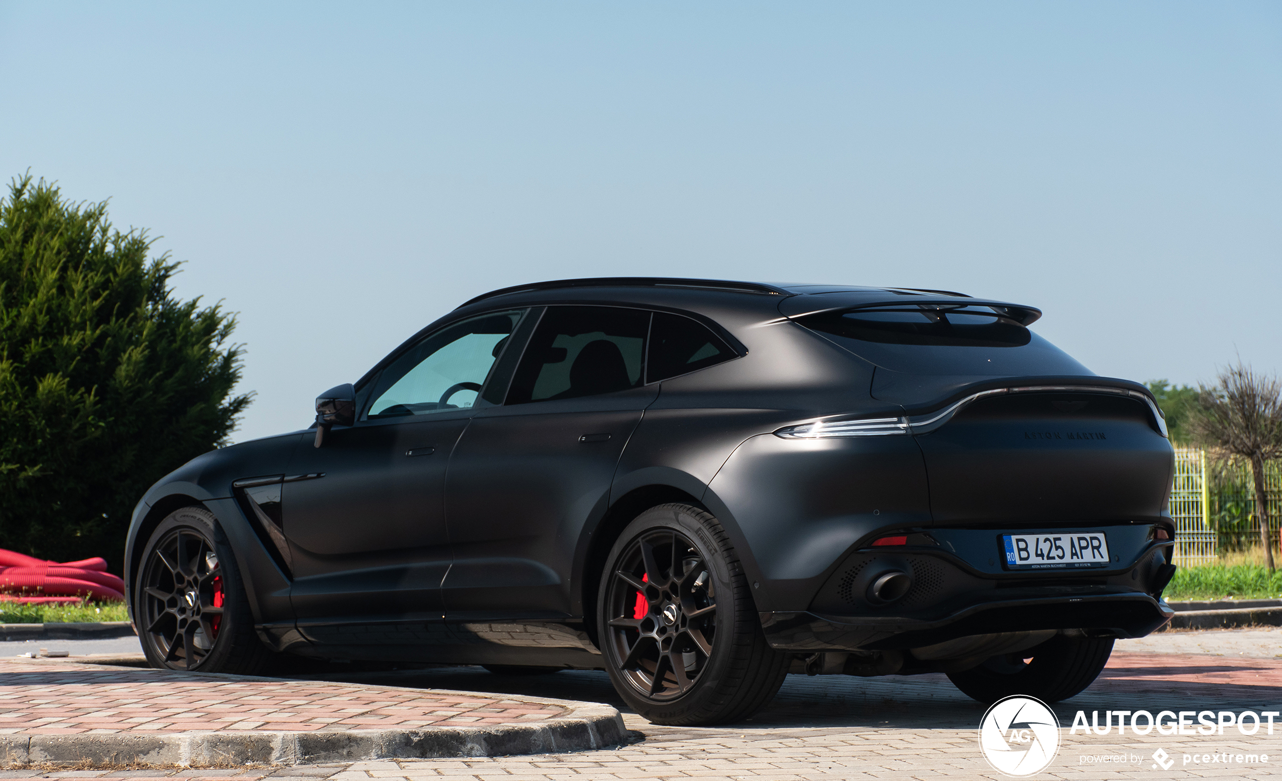 Aston Martin DBX