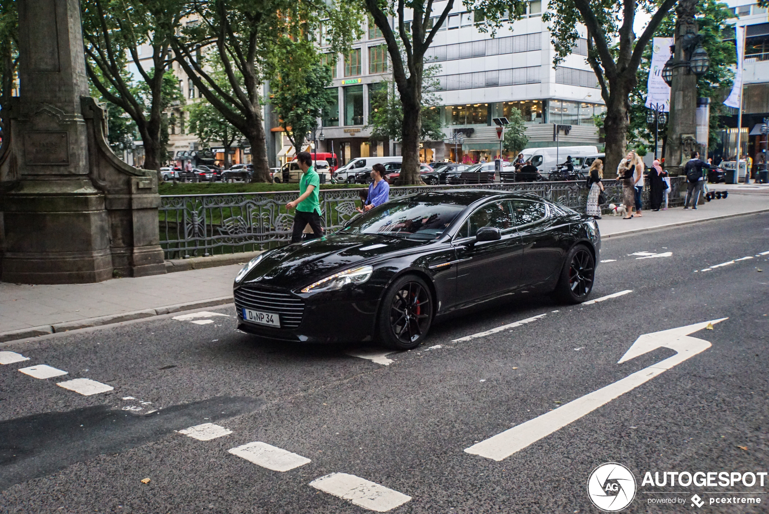 Aston Martin Rapide S