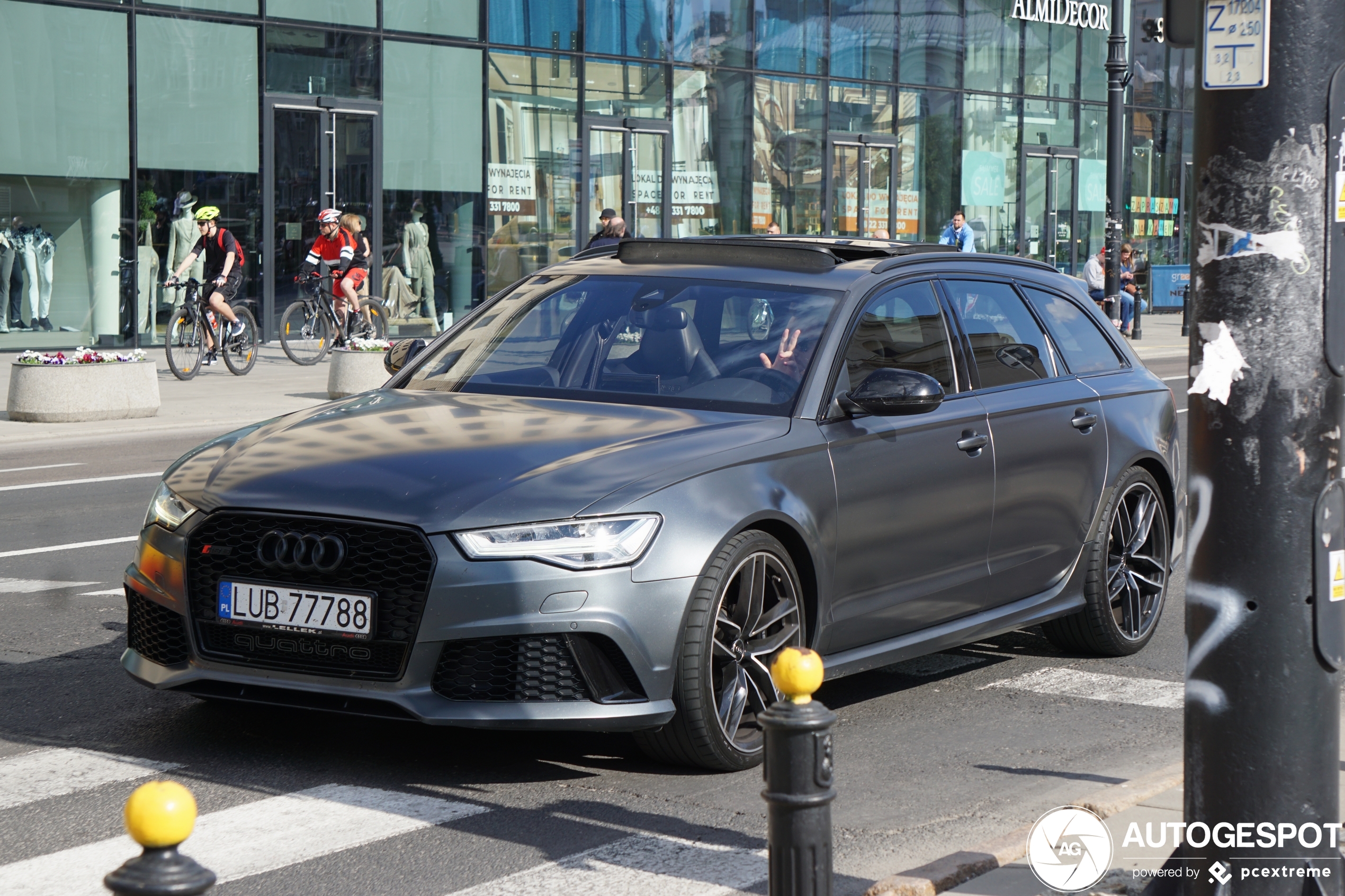 Audi RS6 Avant C7 2015