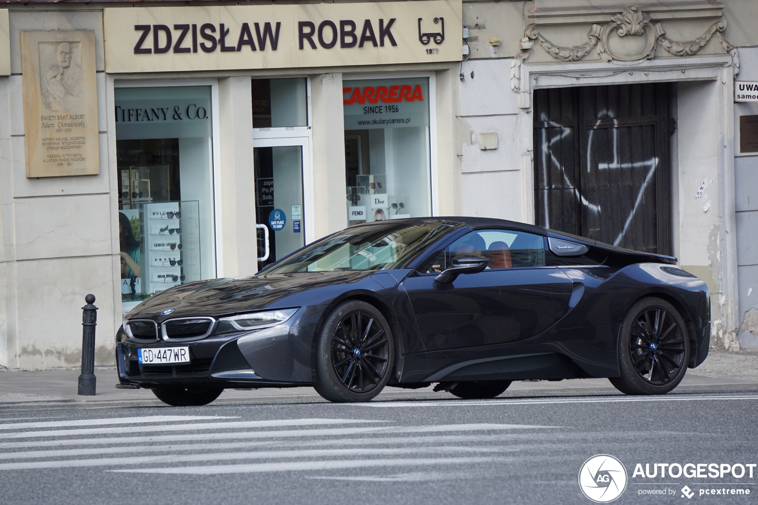 BMW i8 Roadster