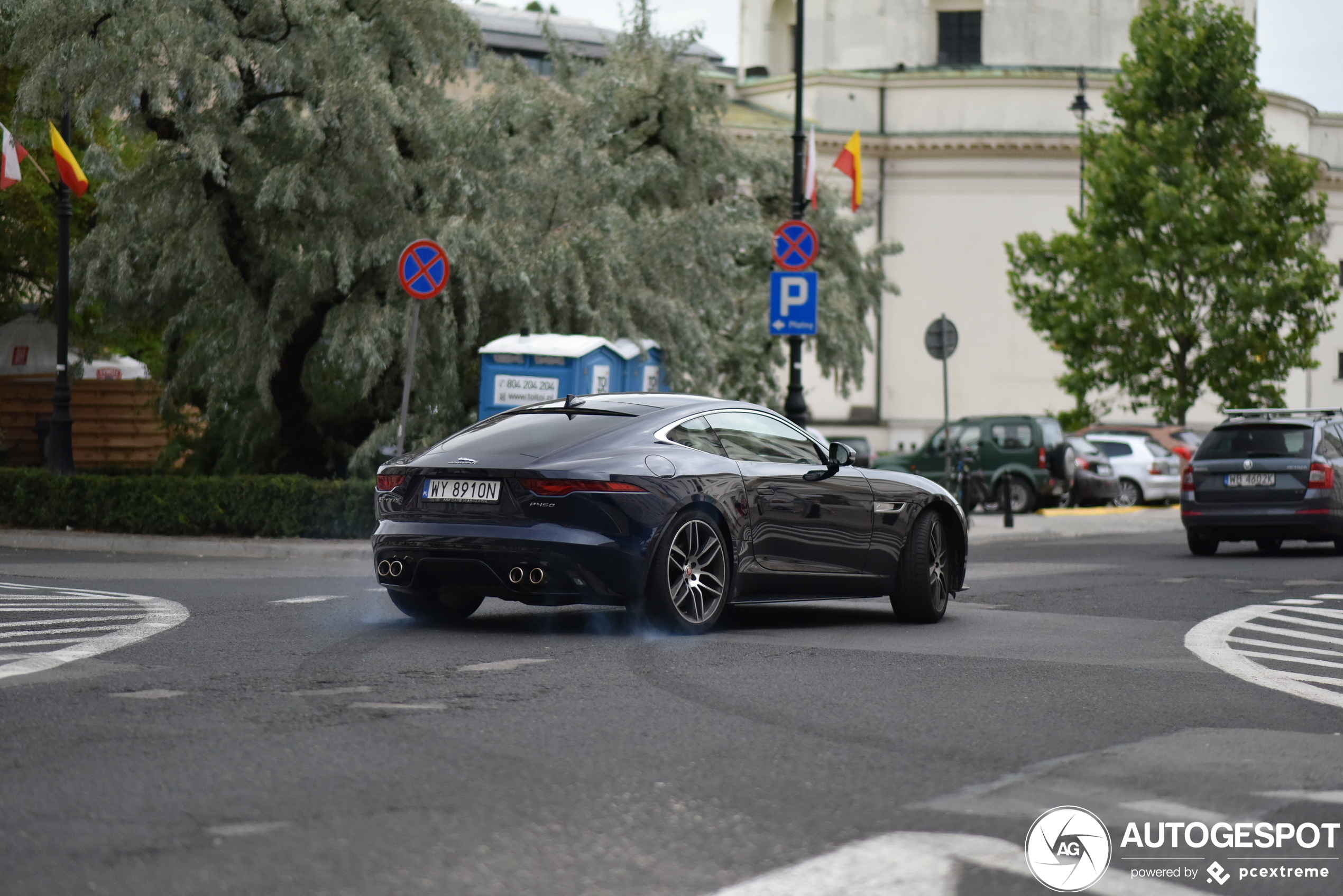 Jaguar F-TYPE P450 Coupé 2020