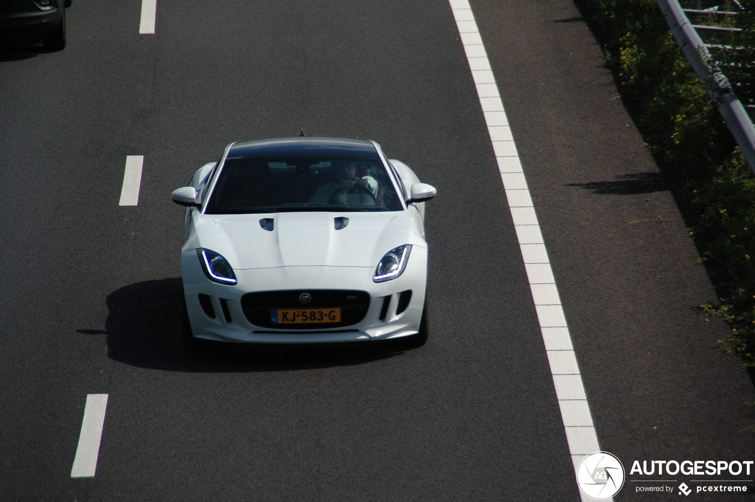 Jaguar F-TYPE S Coupé