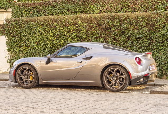 Alfa Romeo 4C Coupé