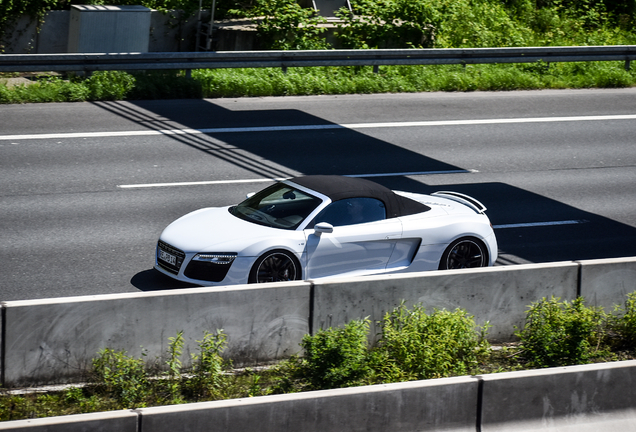 Audi R8 V10 Spyder 2013