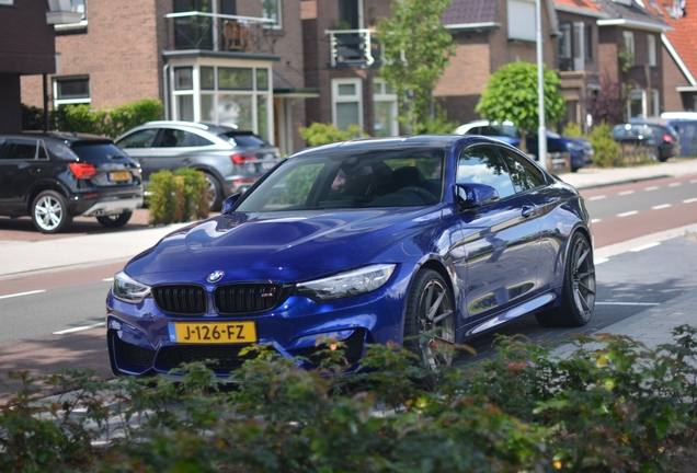 BMW M4 F82 CS