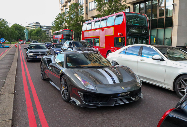 Ferrari 488 Pista