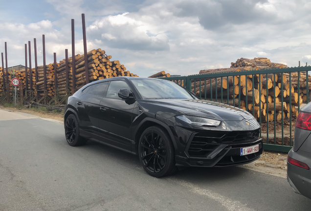 Lamborghini Urus