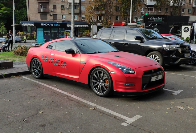 Nissan GT-R 2013