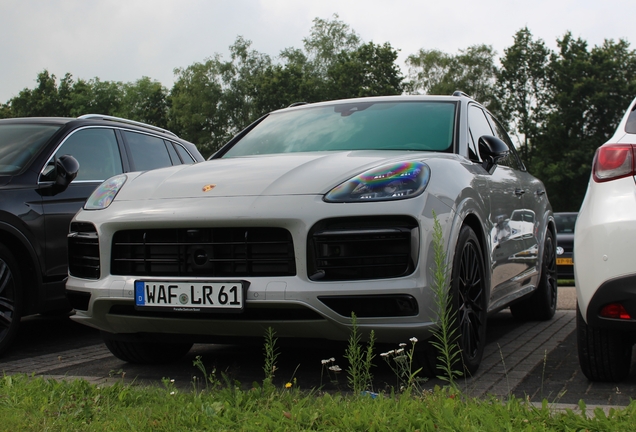 Porsche 9YA Cayenne GTS