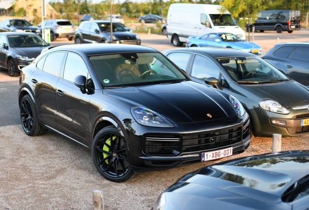 Porsche Cayenne Coupé Turbo S E-Hybrid