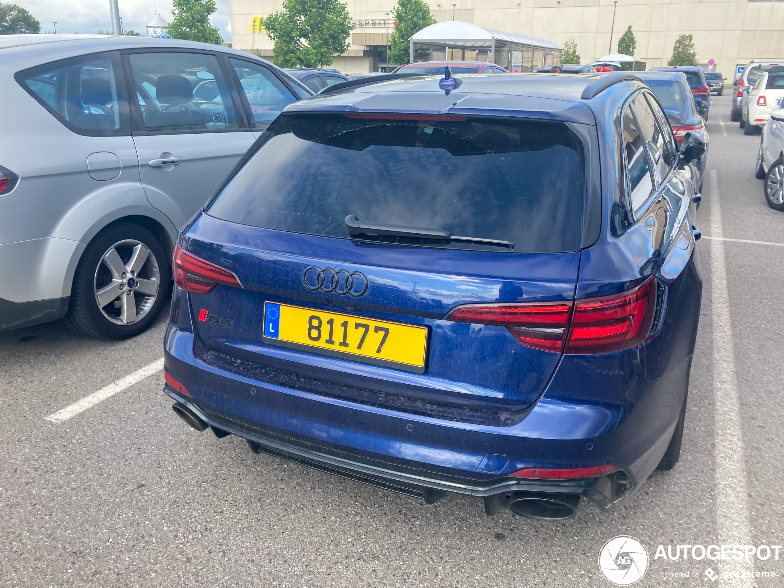 Audi RS4 Avant B9