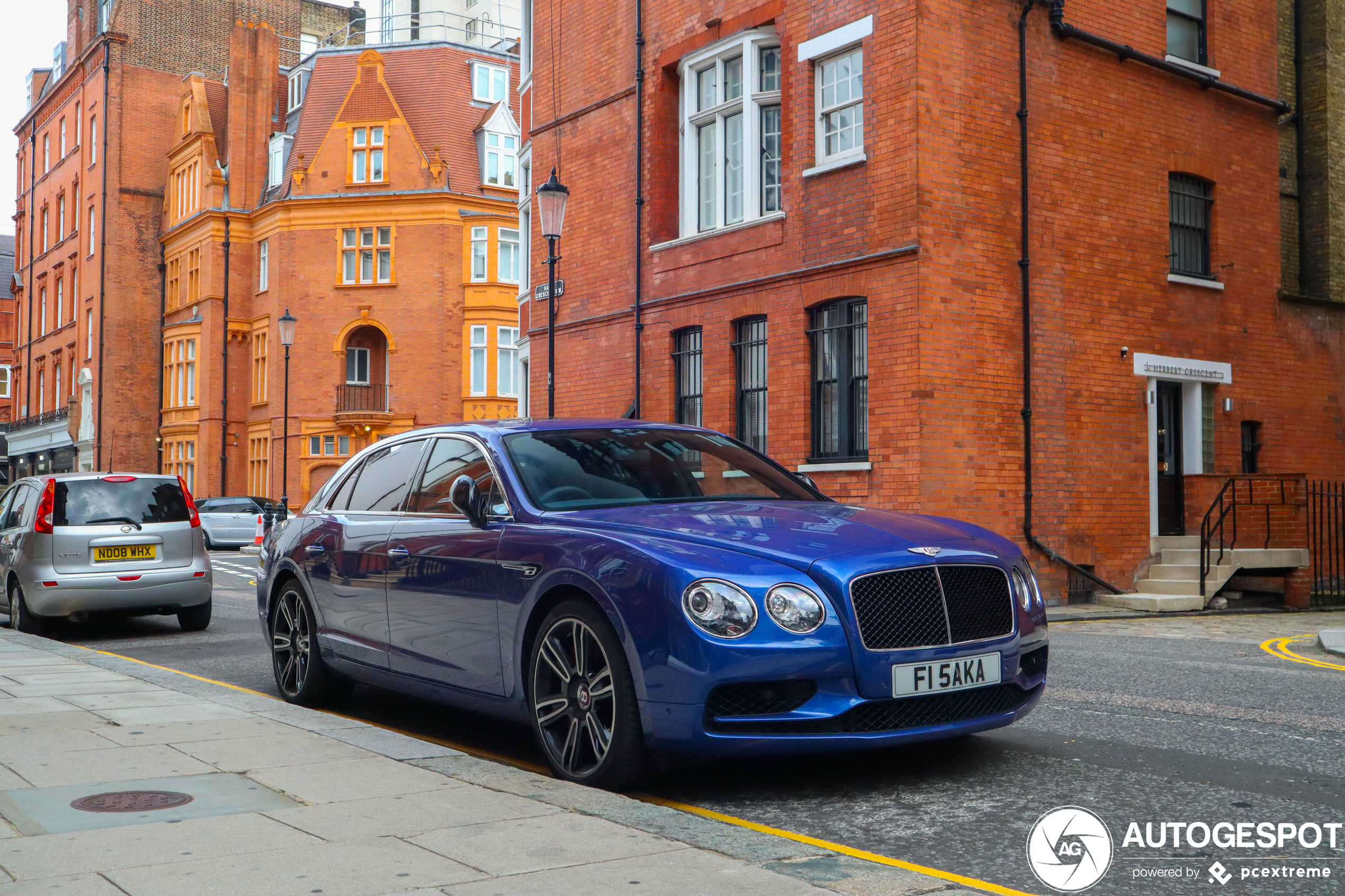 Bentley Flying Spur V8 S