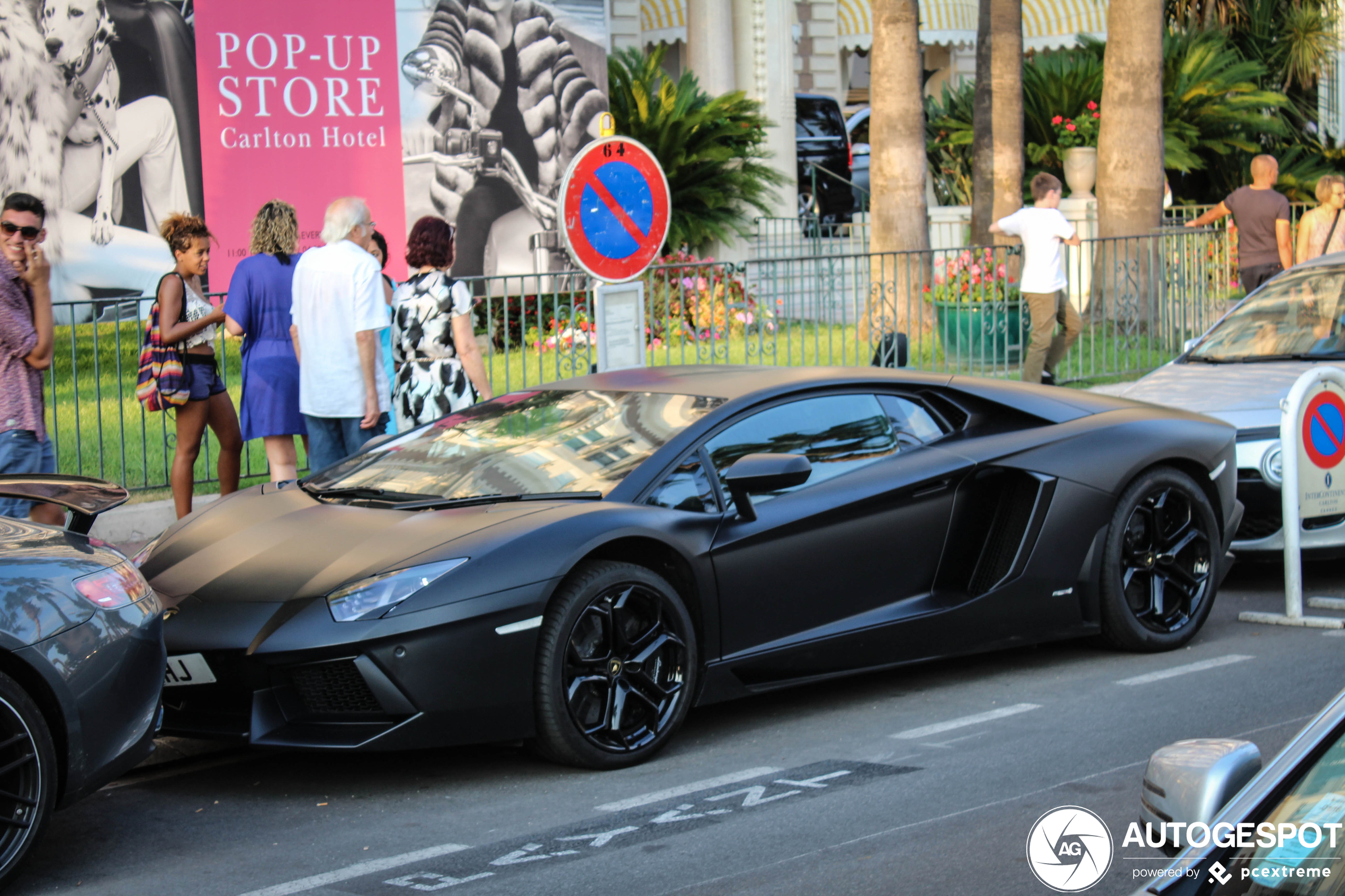 Lamborghini Aventador LP700-4