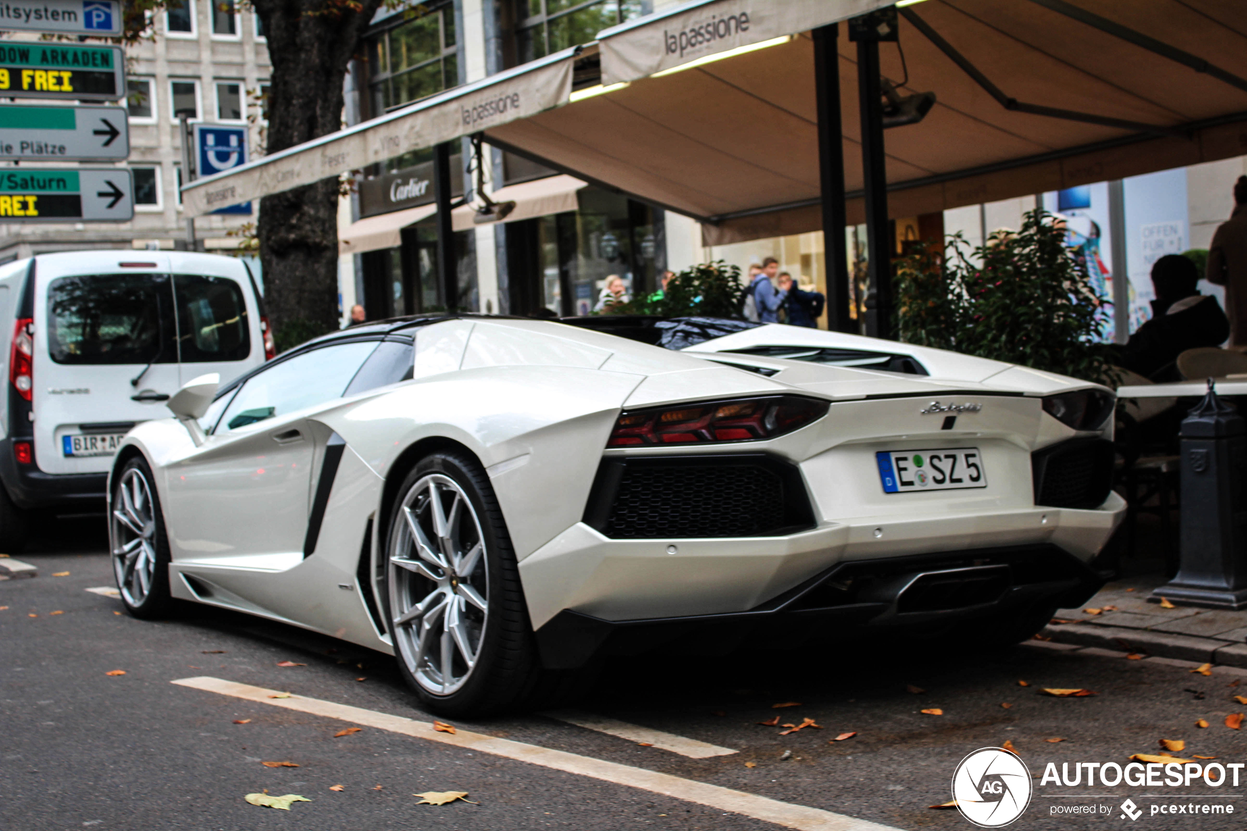 Lamborghini Aventador LP700-4 Roadster