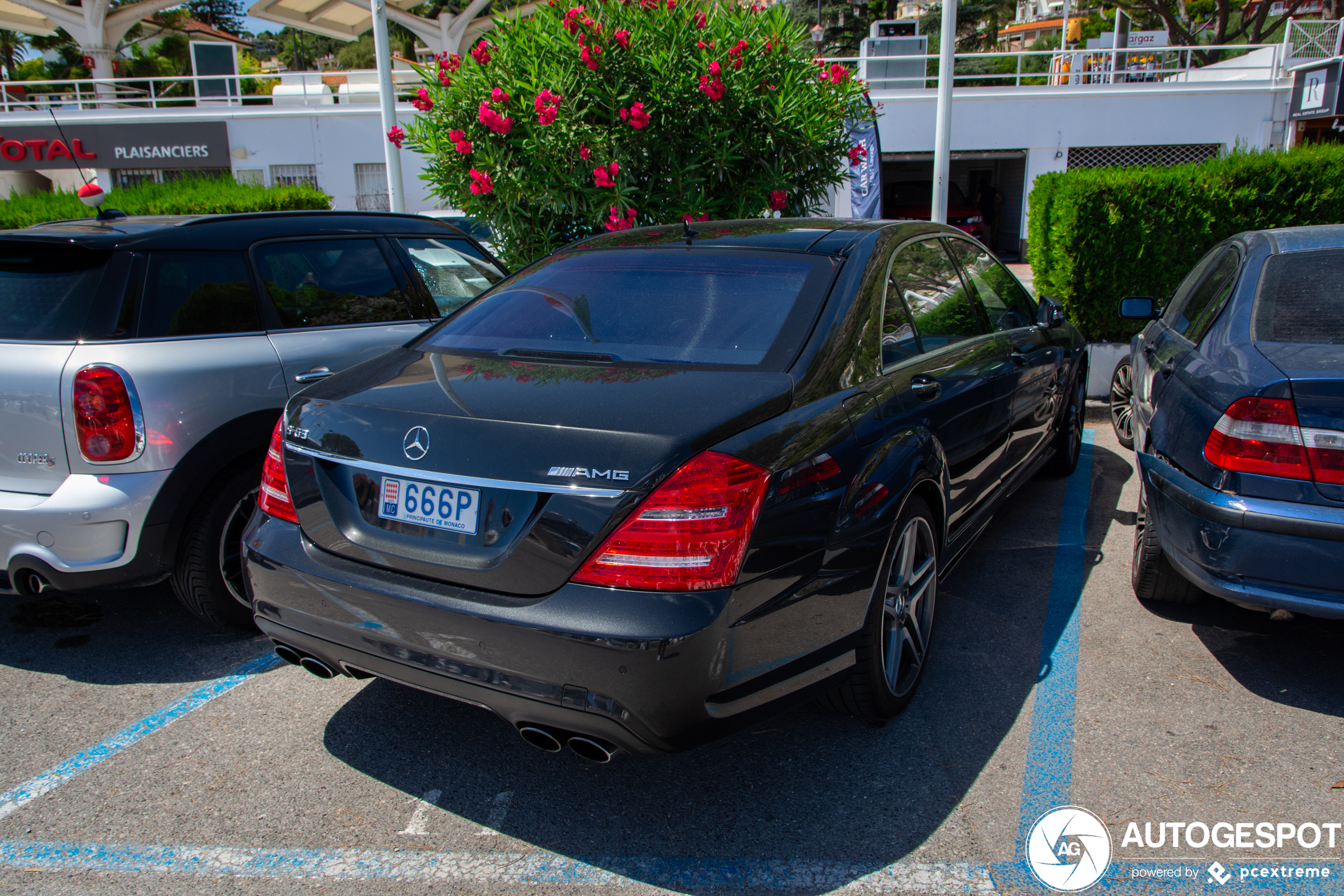 Mercedes-Benz S 63 AMG W221 2010