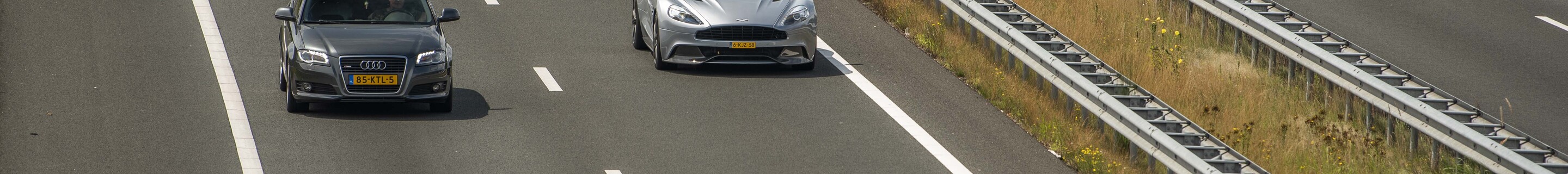 Aston Martin Vanquish 2013