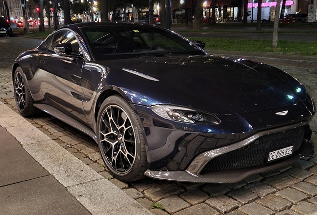 Aston Martin V8 Vantage AMR 2019