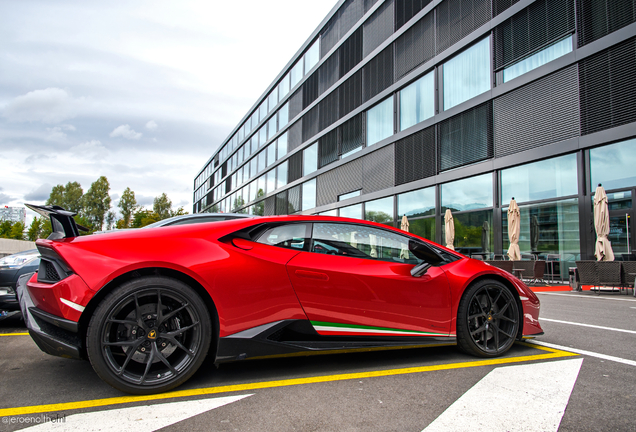 Lamborghini Huracán LP640-4 Performante