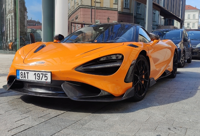 McLaren 765LT