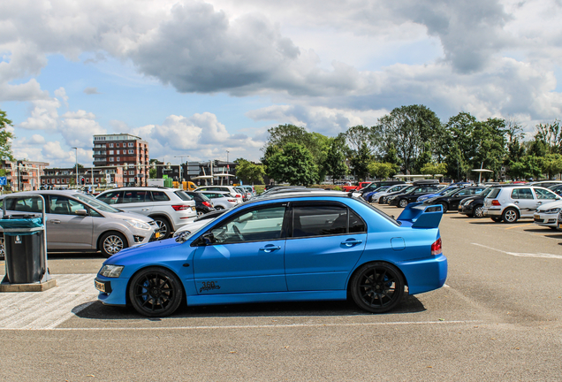 Mitsubishi Lancer Evolution VII RalliArt