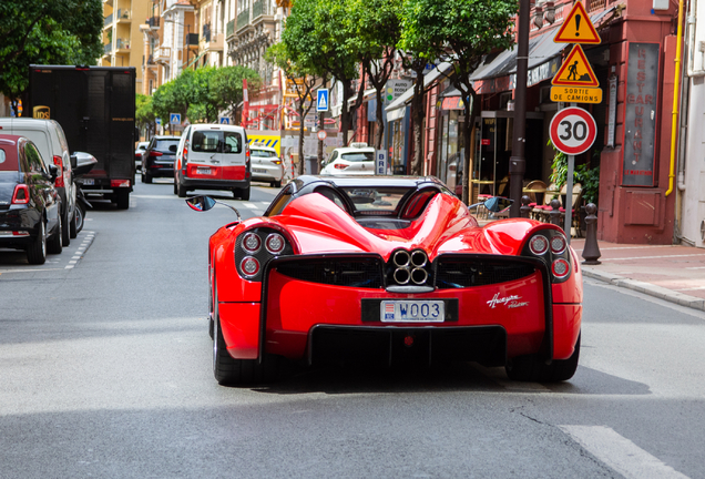 Pagani Huayra Roadster