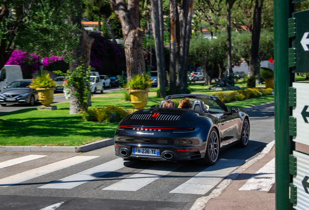 Porsche 992 Carrera 4S Cabriolet