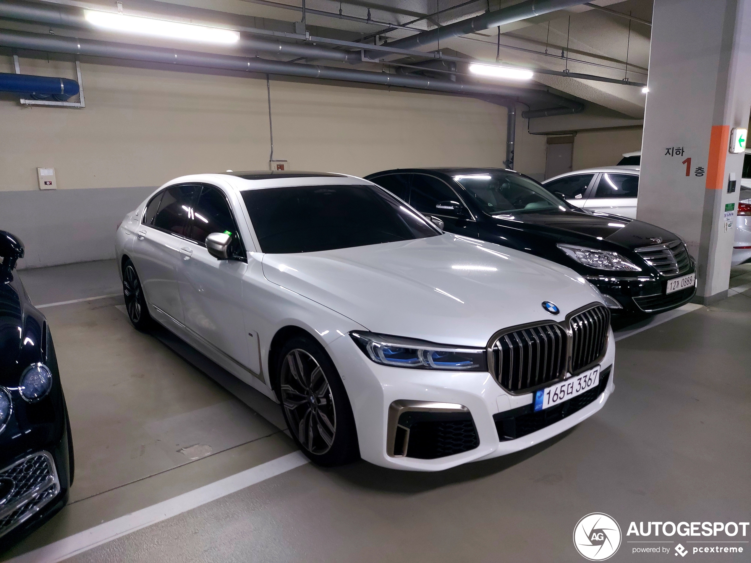 BMW M760Li xDrive 2019