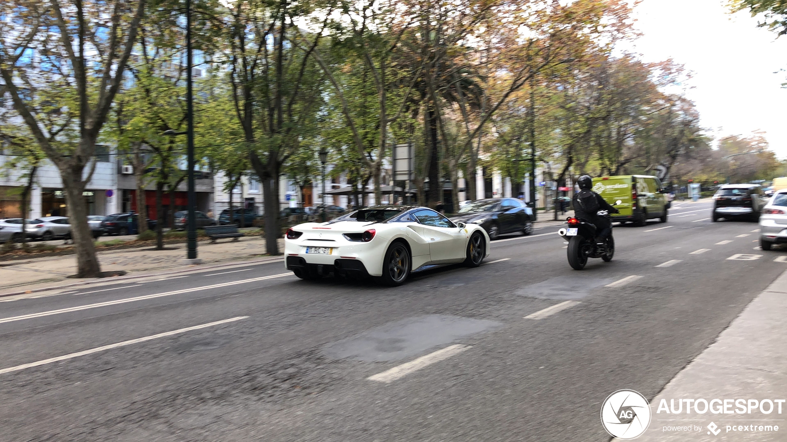 Ferrari 488 Spider