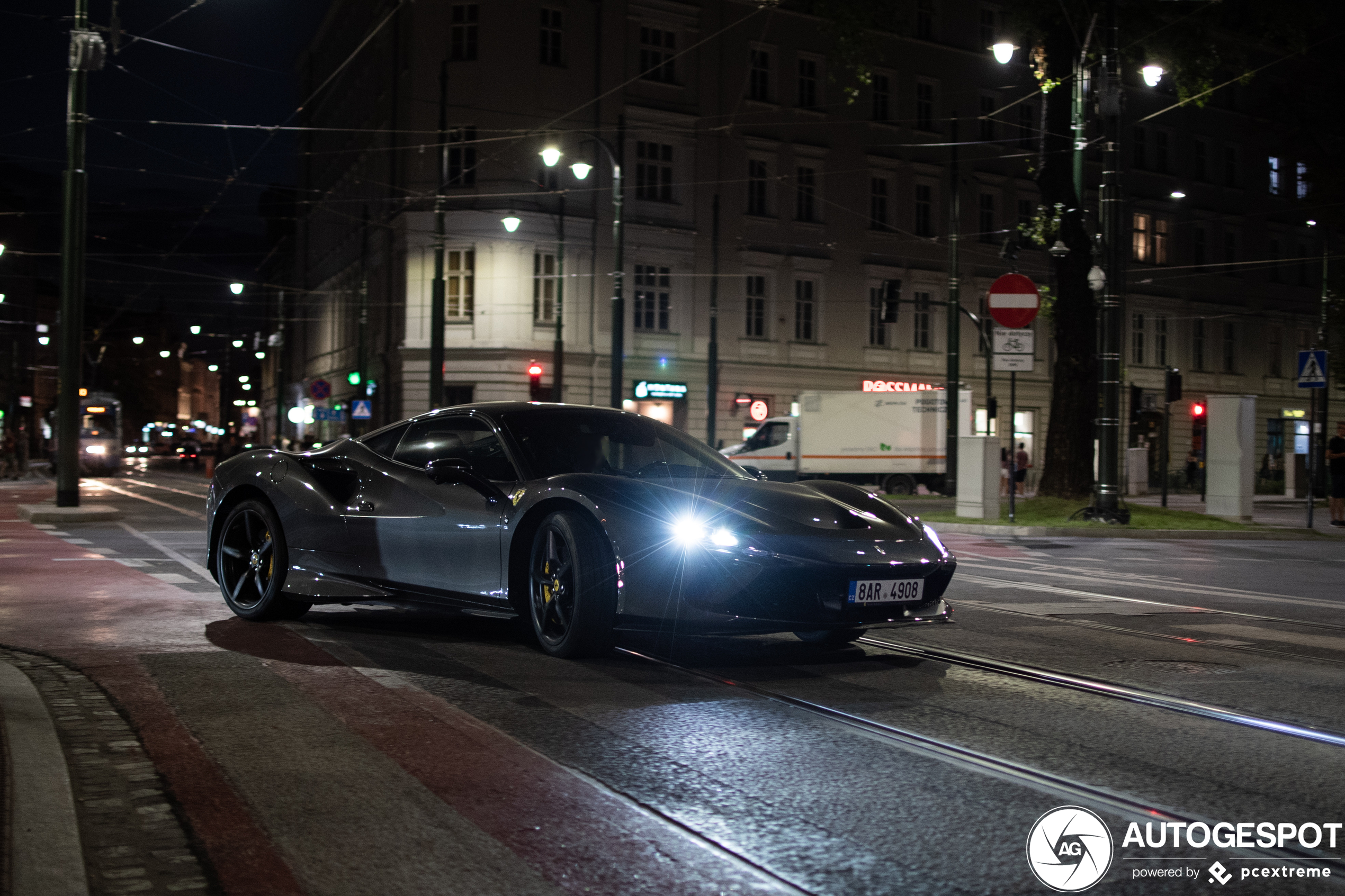 Ferrari F8 Tributo