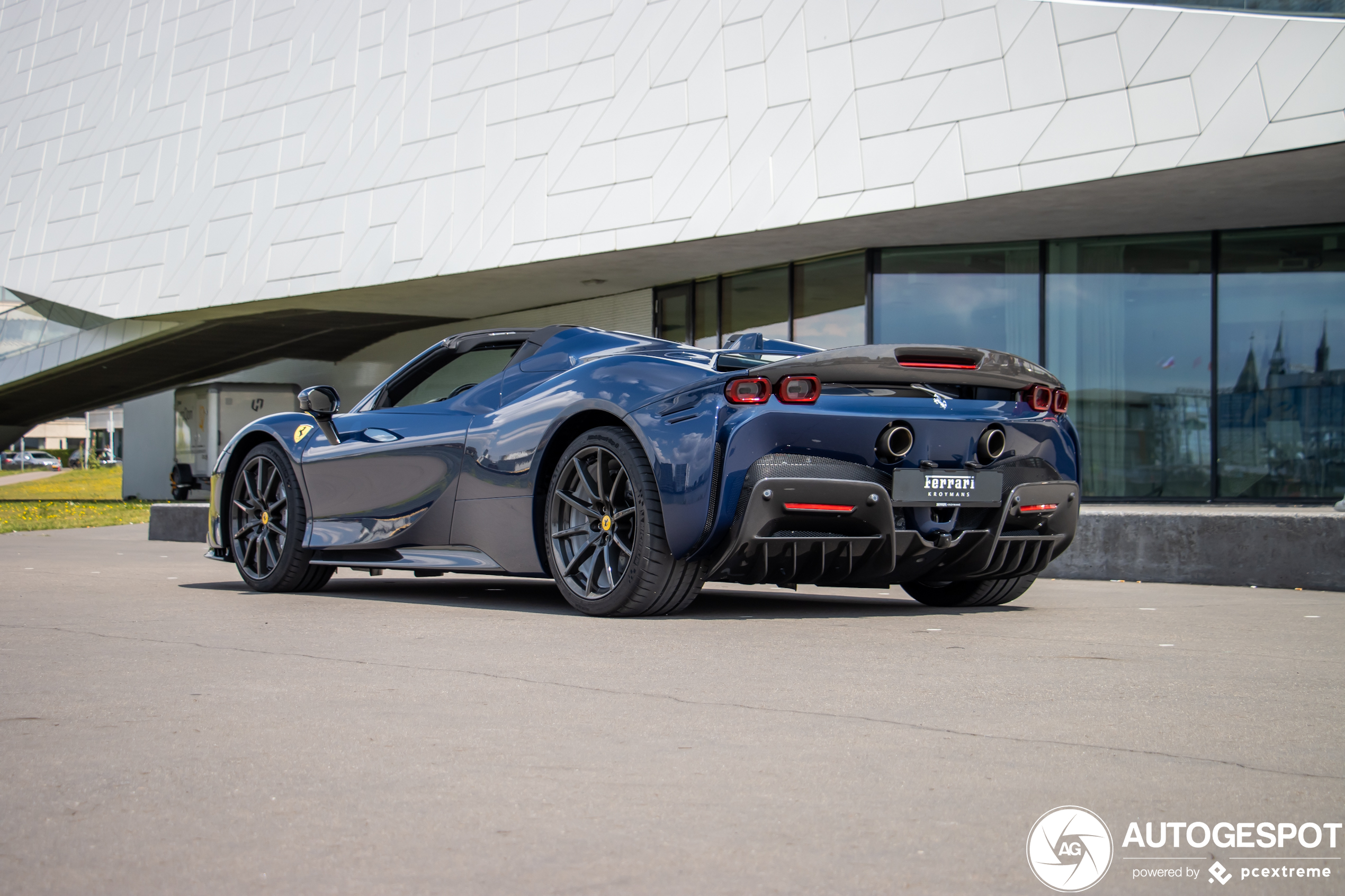 Ferrari SF90 Spider Assetto Fiorano