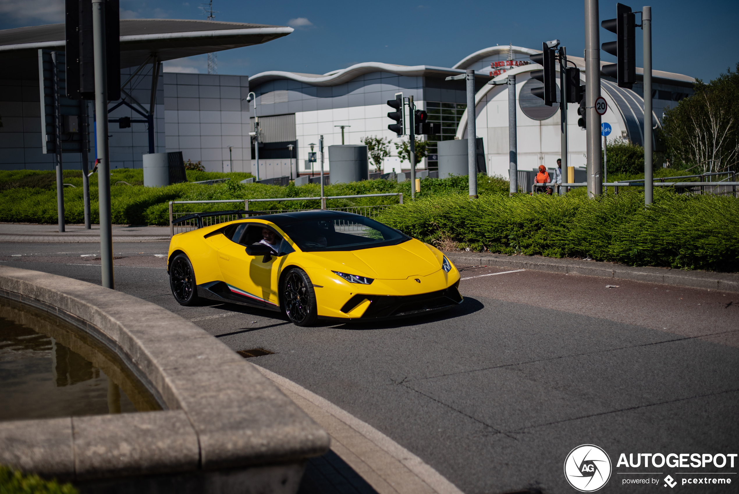 Lamborghini Huracán LP640-4 Performante