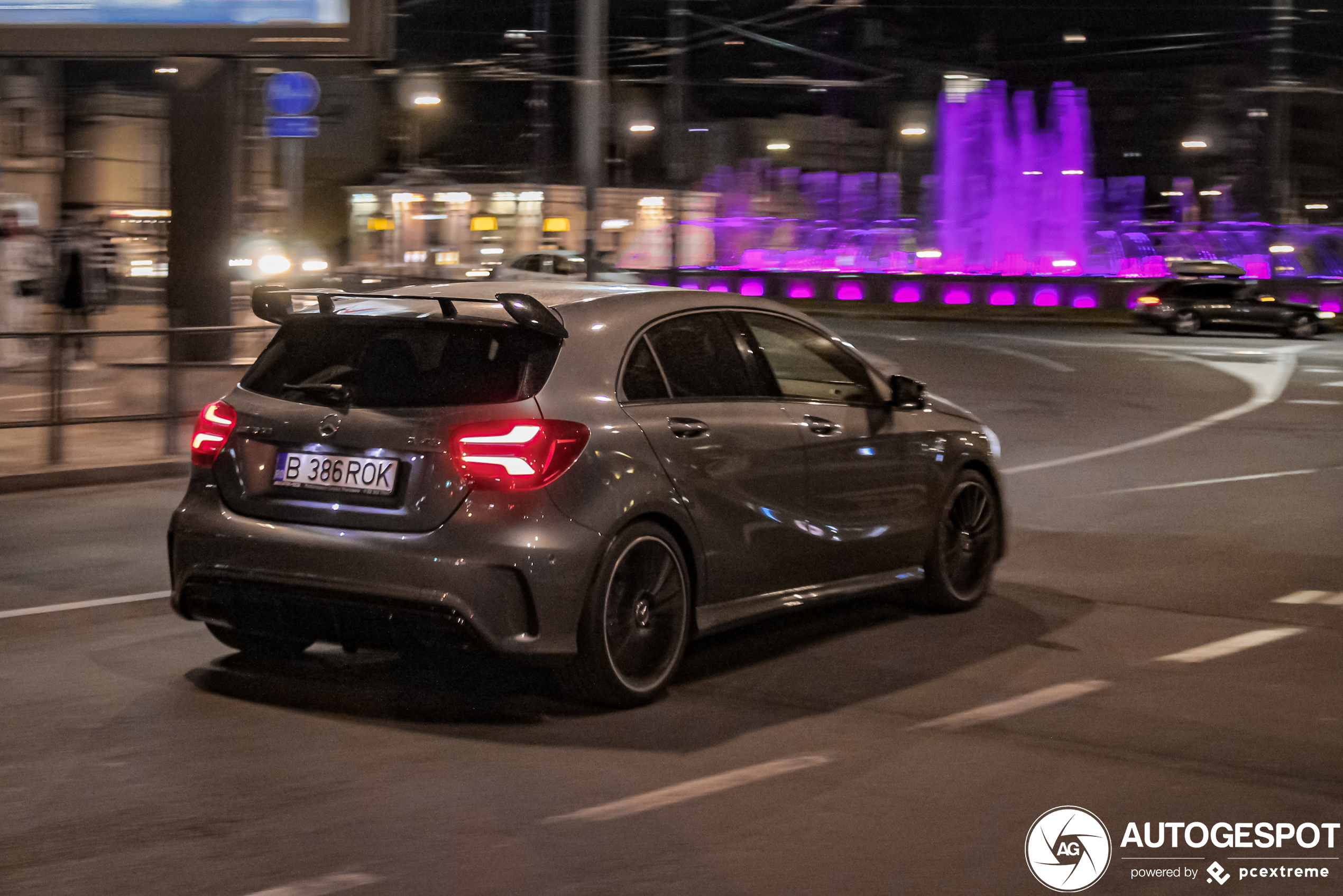 Mercedes-AMG A 45 W176 2015