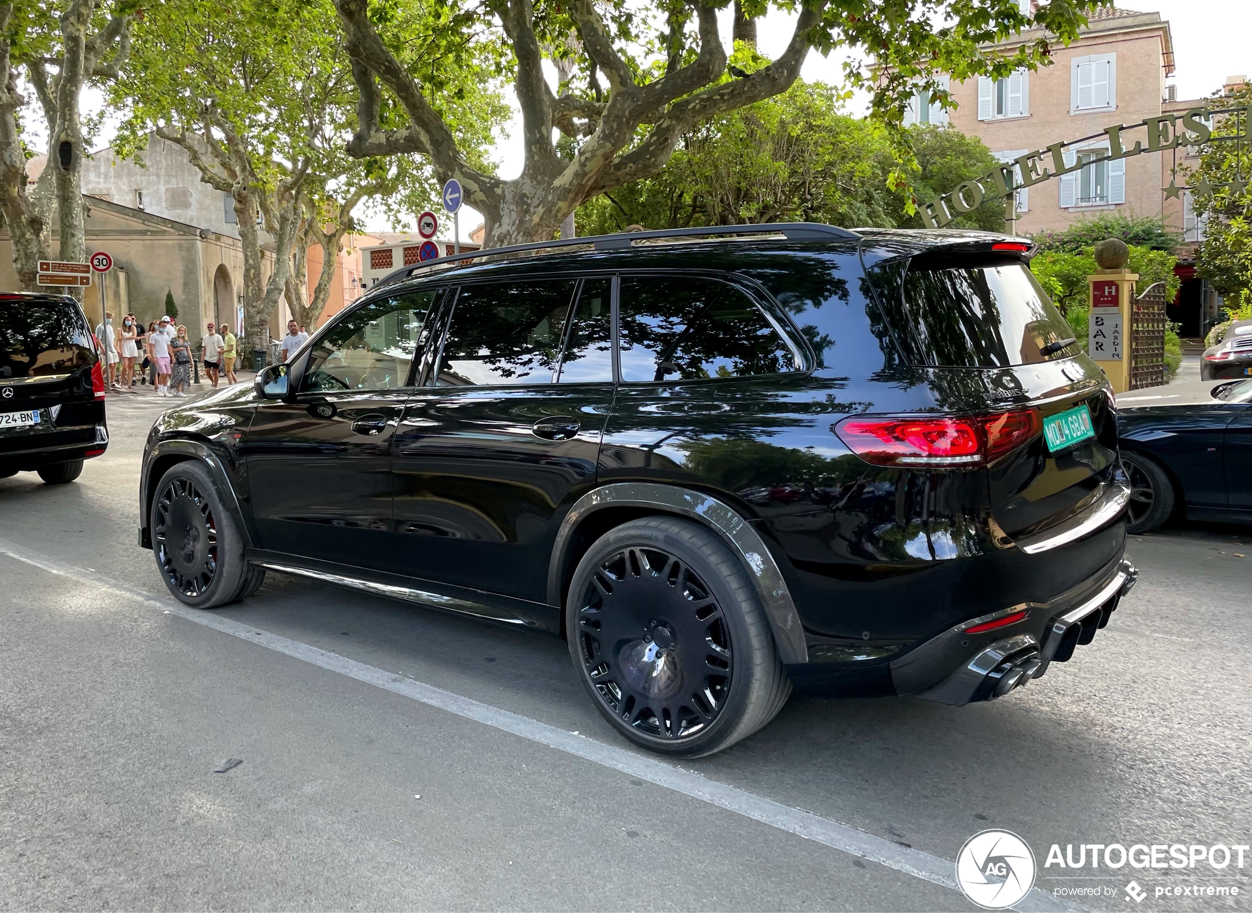 Mercedes-AMG Brabus GLS B40S-800 heeft putdeksels als velgen