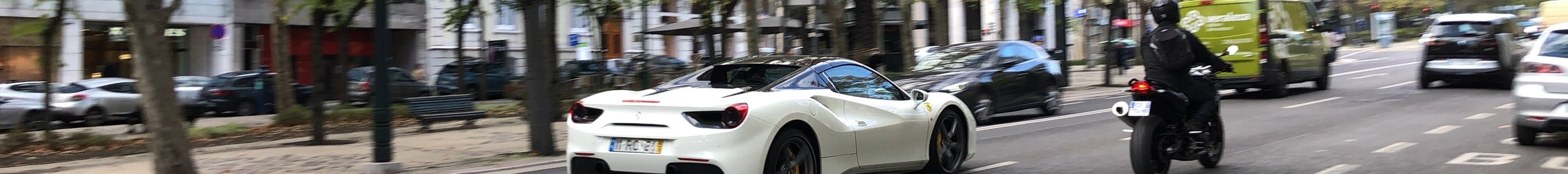 Ferrari 488 Spider