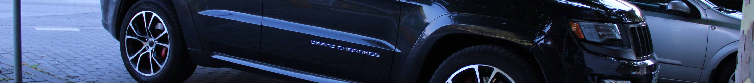 Jeep Grand Cherokee SRT 2013