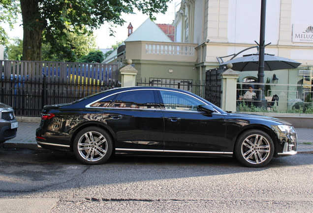 Audi S8 D5