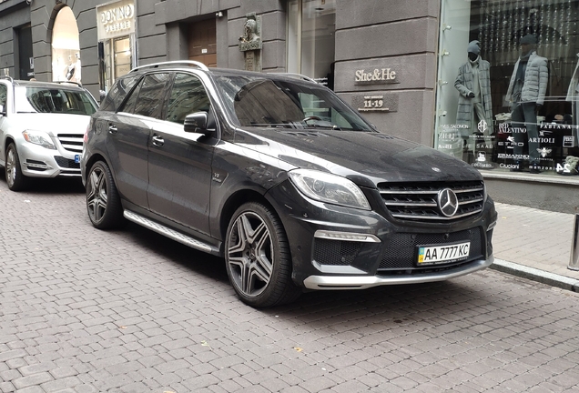 Mercedes-Benz ML 63 AMG W166