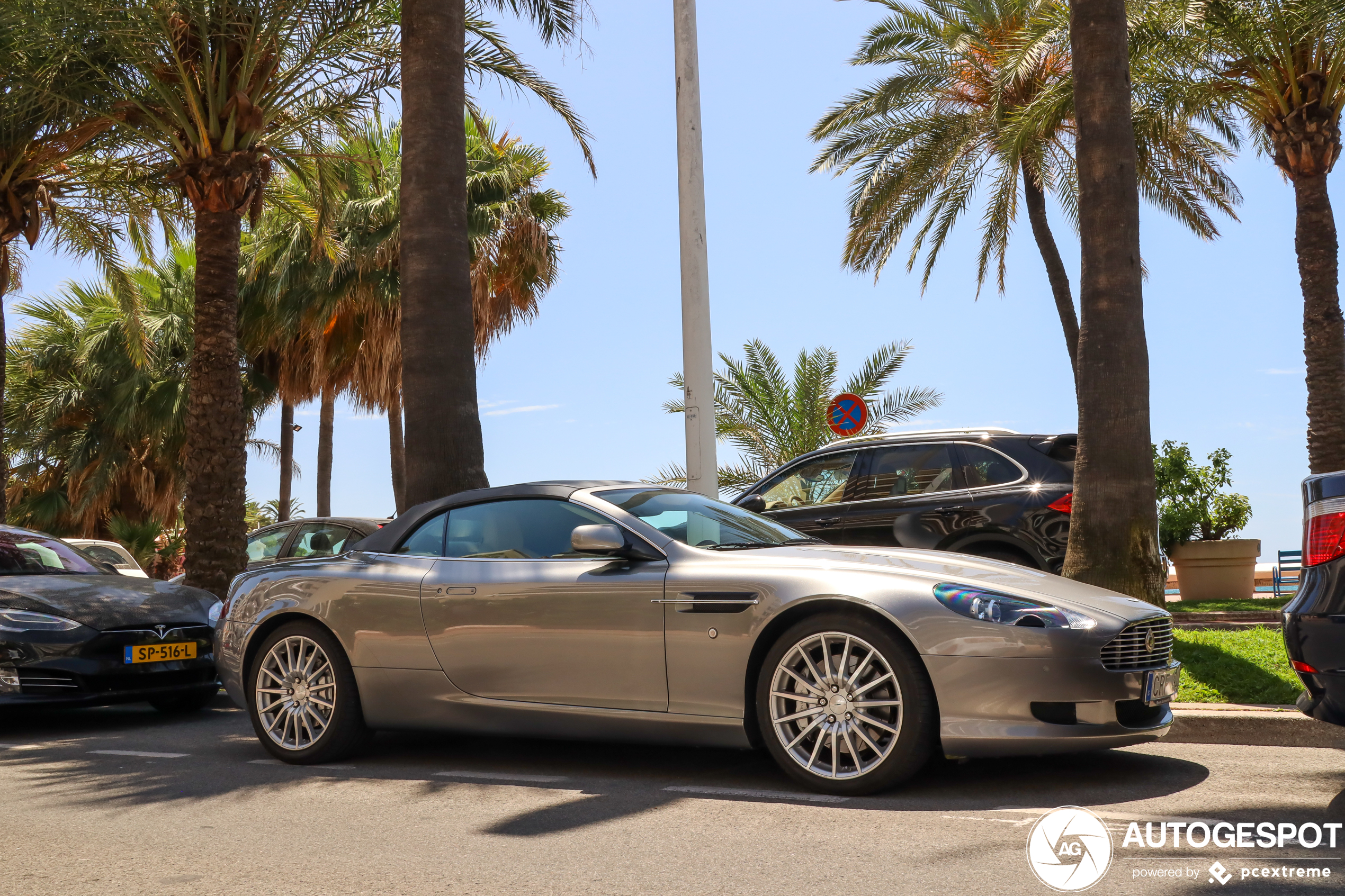 Aston Martin DB9 Volante