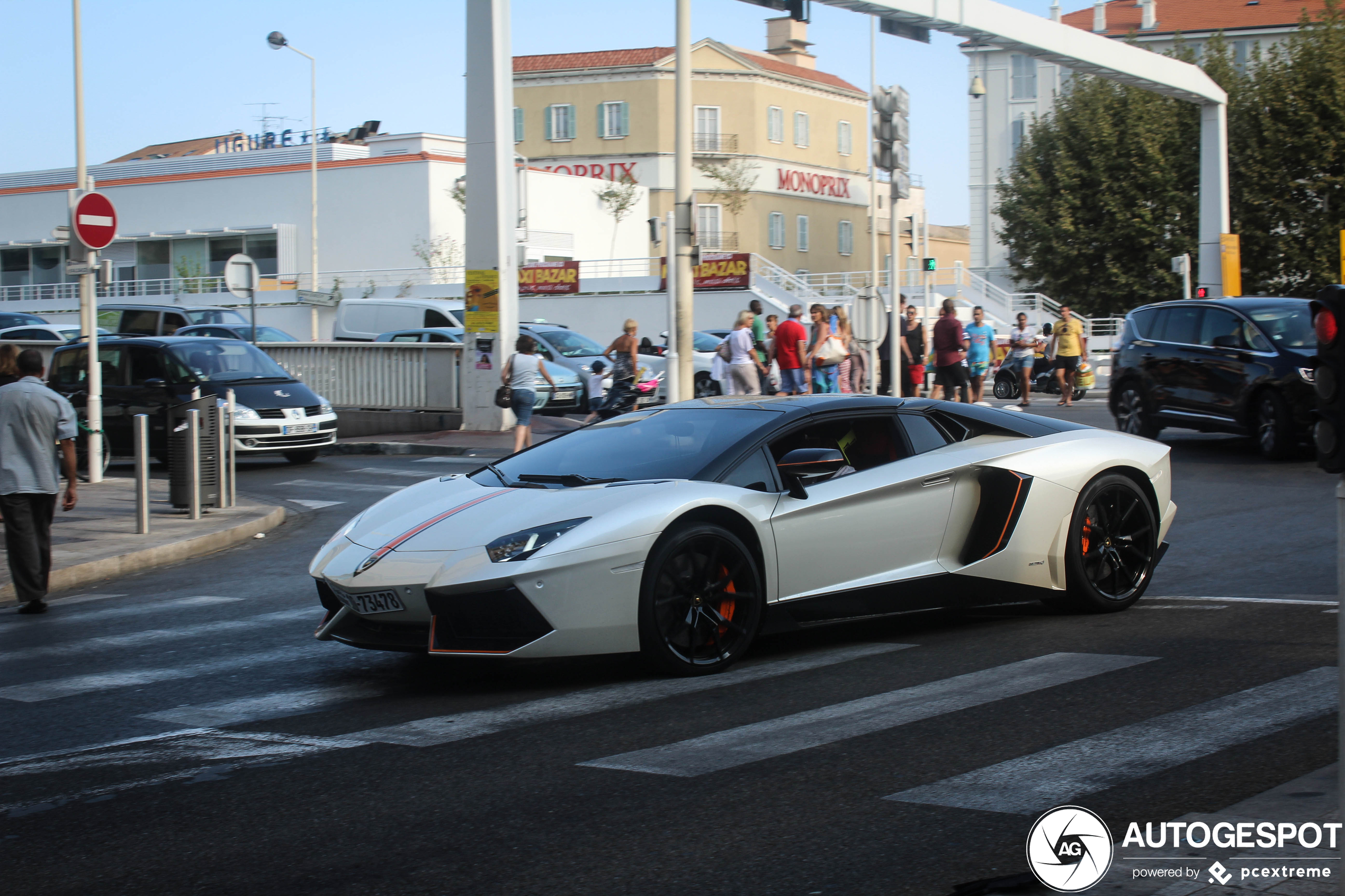 Lamborghini Aventador LP700-4 Roadster